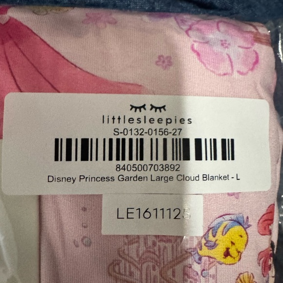 Little Sleepies Disney Princess Garden Blanket - Pink - Picture 2 of 2